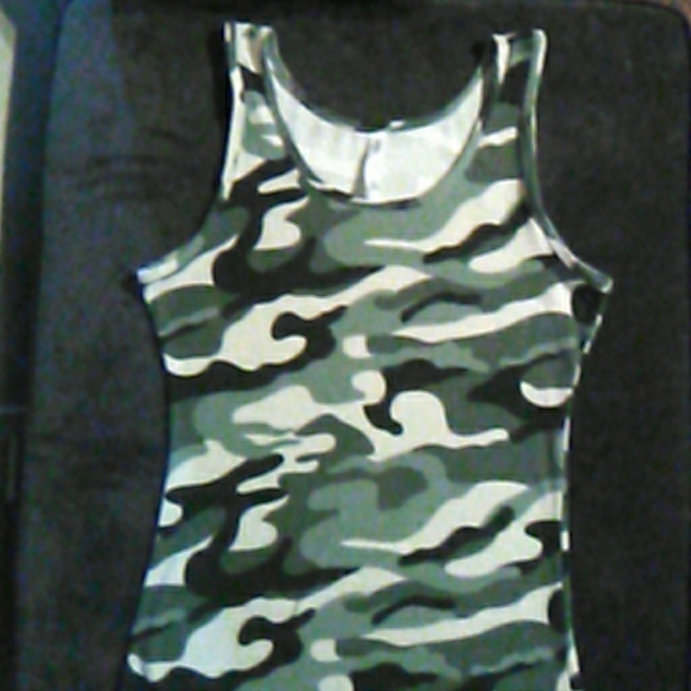 Soft Camo Tank Medium